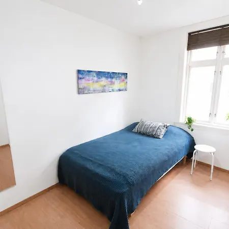 Apartman Spacious 3-bedroom - - Quiet Area Bergen